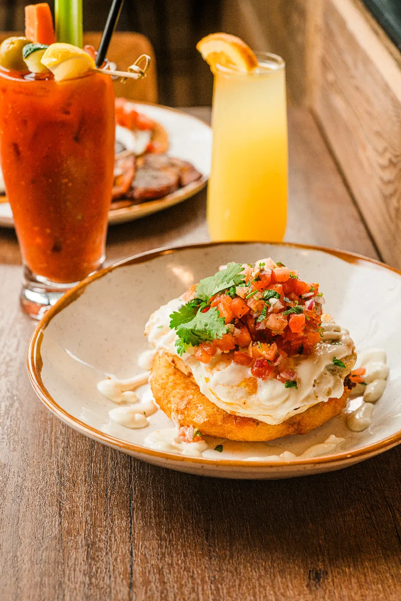 Latin American breakfast at La Qchara — arepas and traditional desayuno in Melrose MA